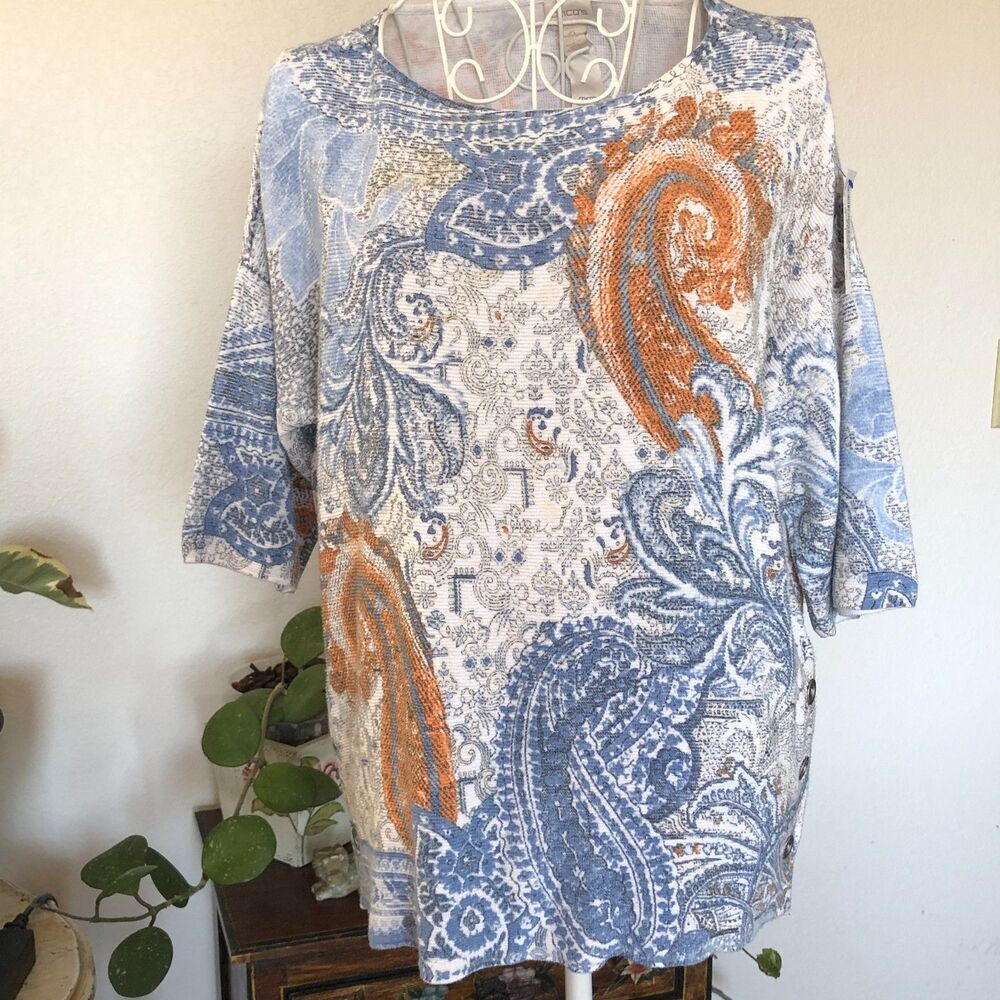 Chico's paisley Side Button Pullover Top 100% Rayon Size 2 Large